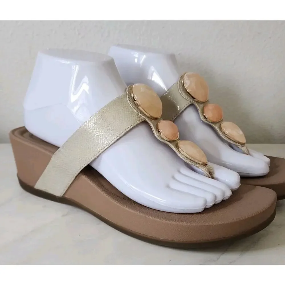 Aetrex Elyse Sz 9/9.5 Thong Wedge Sandal Stone Gem Embellished EUC